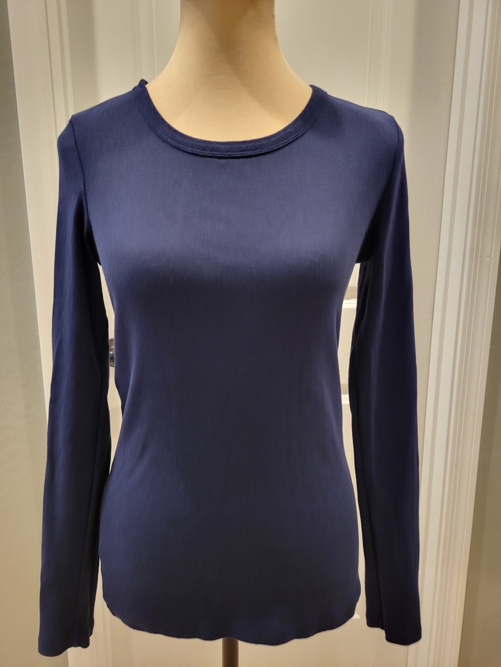 GAP Navy Long-Sleeve Crewneck Tee